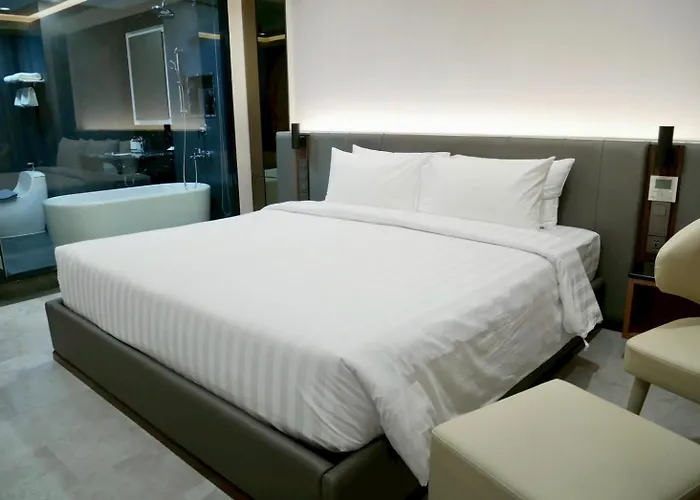 Hotel Rama 9