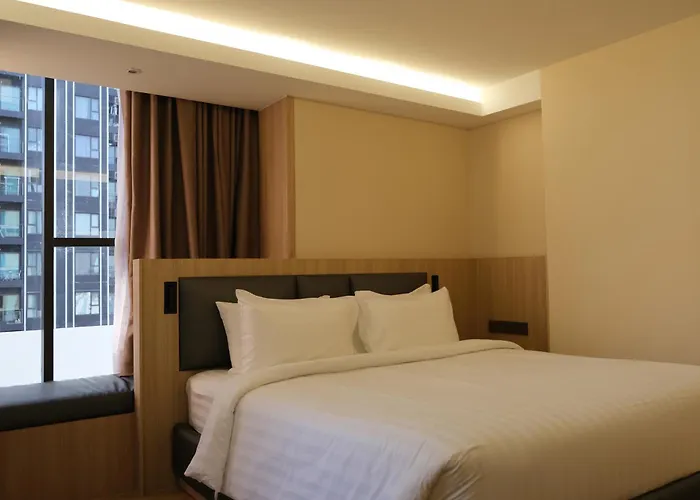Rama 9 Hotel 4*